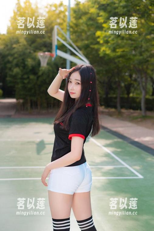 Caution蟊Bambi(밤비)万圣节免费原图，快来抓住机会让你的万圣夜更有戏！