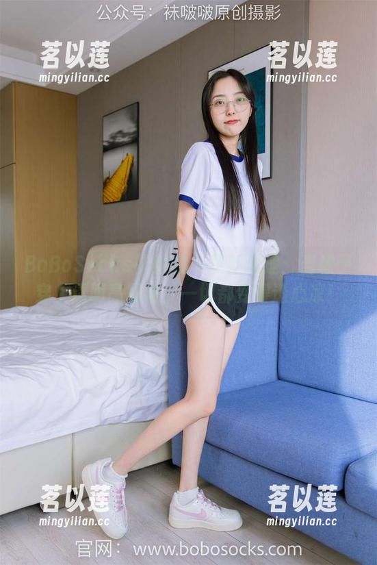 BoBoSocks袜啵啵 - 更新速递：当稚予穿上透明高跟鞋，一切都变得透心凉！