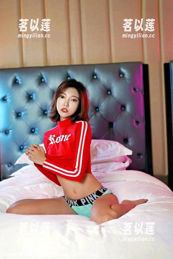 Feilin嗲囡囡 - 梦小楠小夜猫的美足写真，一个更新就把我吸引得不要不要的！