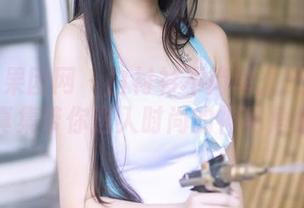 GIRLT果团网 – 白衬衫不简单：王语纯的写真集带你进入时尚的神秘角落！
