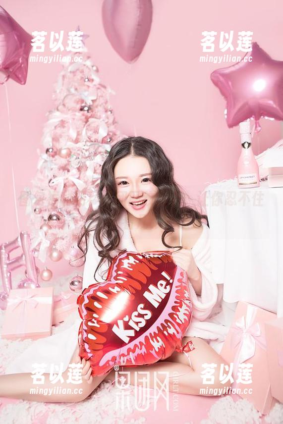 GIRLT果团网 图包福利到!果团网纹身女,让你忍不住多看几眼!
