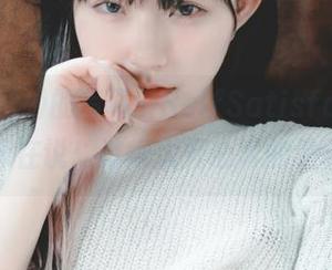 Hizzy(히지)的写真“SelfSatisfaction”，好像在说：过得太开心真的是罪过！