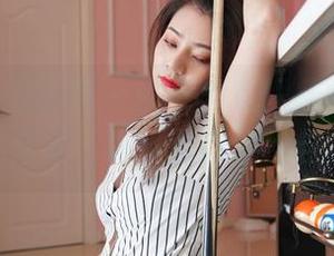 IESS异思趣向 – 美子的高跟鞋新定义：图集分享，本来就该这么性感。