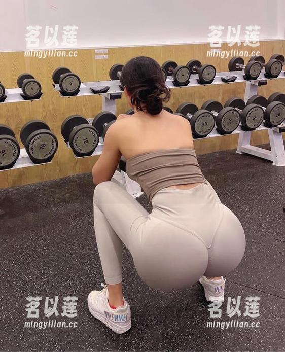 Jessie婕西 微密圈 - 图片解析:Jessie婕西的户外奔放,风吹过带来小心动