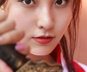 MiiTao蜜桃社 – 看！绯月樱-Cherry的镂空写真，福利模特心机上线！