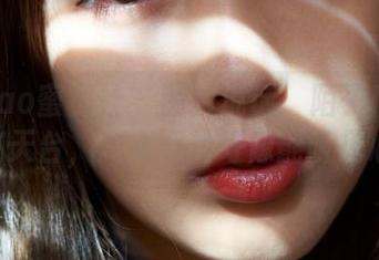 MiiTao蜜桃社 – 图片说话：陌子Mandy在天台，高清照片好像能听见心跳