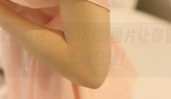 全套泳衣再现，ROSI的图片让你置身梦境，无法自拔！