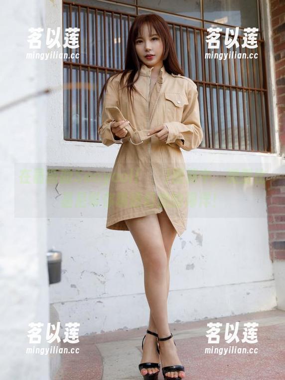 在最新的Seoyool(서율)图册中，微型比基尼带你跳进幻想的海洋！