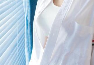 UGirls尤果网 – 李颜儿与网袜的奇妙搭配：图集里，总有你意想不到的资源！