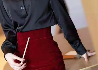 XIAOYU语画界 – 不许把杨紫嫣Cynthia的水手服图包藏起来，快把这份美分享出去！