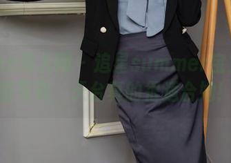 Xiuren秀人网 – 追星summer宝宝的最新写真，天台真的很适合她！