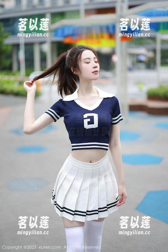 Xiuren秀人网 - 当yoo优优穿上制服，图库里都在悄悄分享萌态！