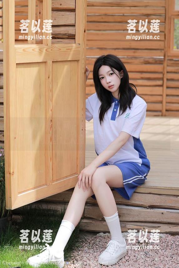 Xiuren秀人网 - 林子遥定制瑜伽图集：那些让人窒息的优雅瞬间