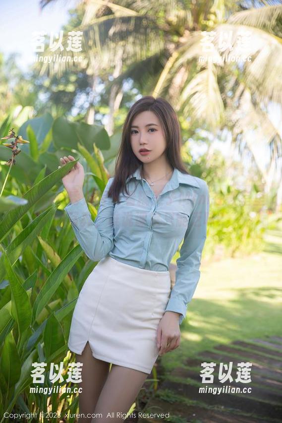 Xiuren秀人网 - 看糯美子Mini在教室里的写真，谁说课堂只能乏味？