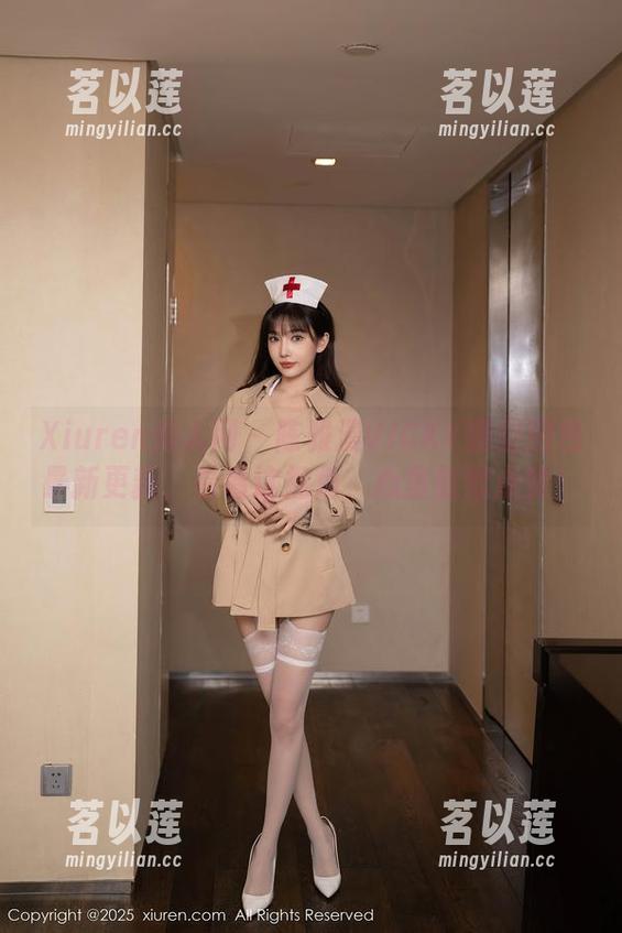 Xiuren秀人网 - 陈雅漫VICKY镂空图包最新更新，看看这视角，心里默默点赞！
