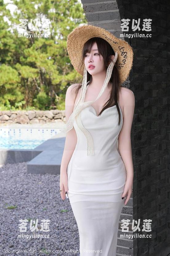 Xiuren秀人网-陈雅漫VICKY Xiuren秀人网 - 看完陈雅漫VICKY的白裙写真,脑海里只剩原图的倩影,真是绝了!