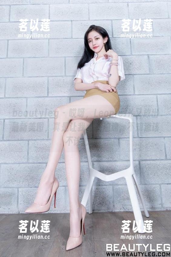 beautyleg-Leonie beautyleg - 哎呀,LeonieJK又放出最新美图,真是让我心跳加速,不知道该不该心动!