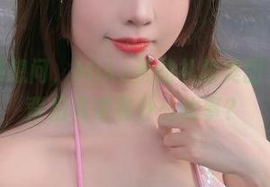 每次都想问，Miko酱的礼服美图更新，背后有没有什么故事？