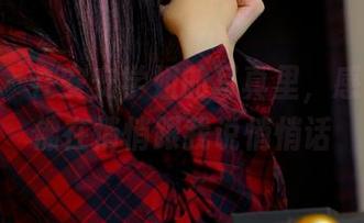 pans – 在安安学姐的写真里，感觉她仿佛在悄悄跟我说悄悄话