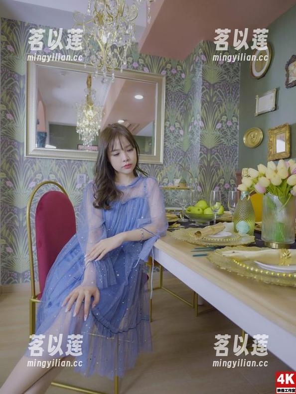 丽柜-王欣竹 丽柜 - 分享王欣竹的短裙图库:她的短裙,让我感受到一种不言而喻的引力,真是微妙!