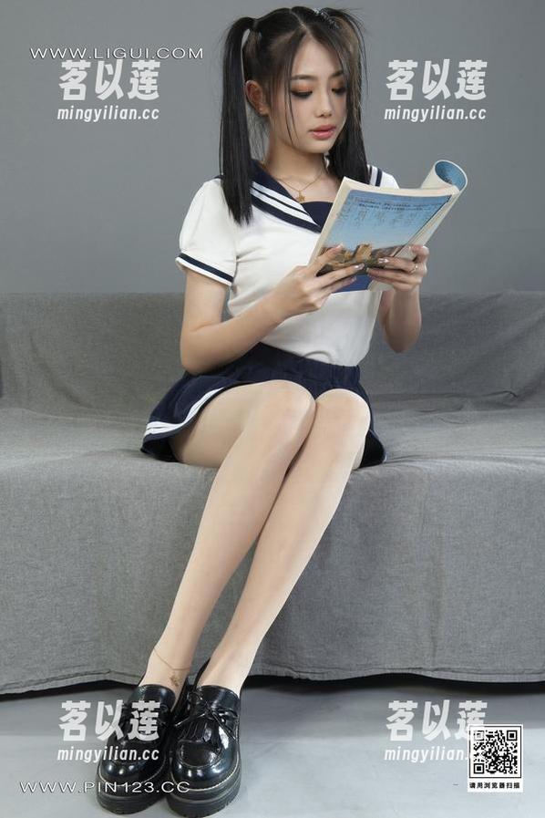 丽柜ligui-尚云依 丽柜ligui - 她的裸足,简直是一种视觉享受!尚云依的原图照片,看得我都想脱鞋了!
