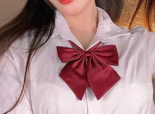 九言的JK学妹套图更新，分分钟让我怀疑人生的决策…
