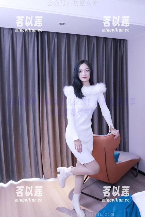 初夏女神 - 修女范儿来啦！点点套图分享，真是很有灵气呢！