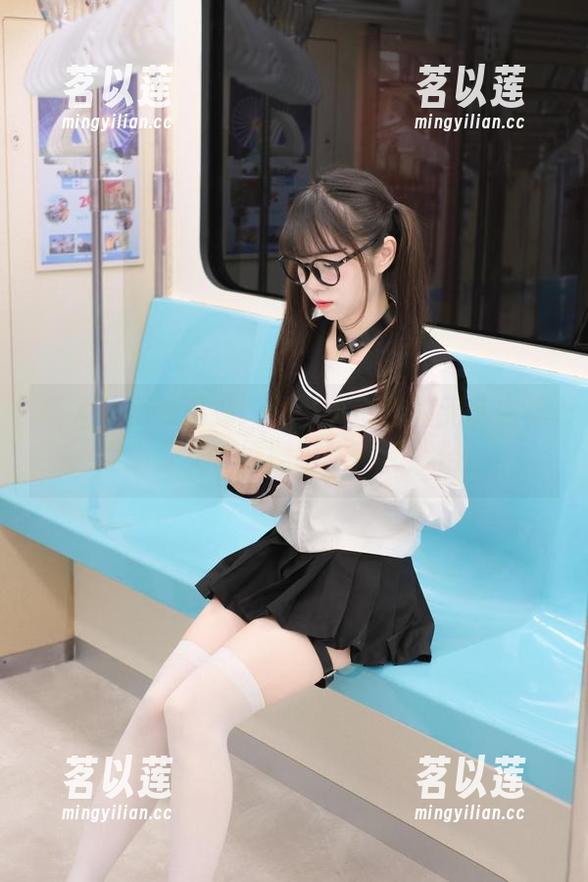 可可小白兔 情人节别致选择:可可小白兔的无圣光体操服少女,原图堪称清新脱俗!
