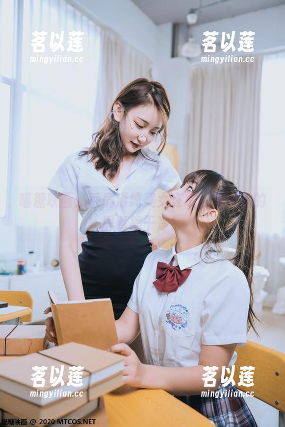 喵糖映画 喵糖映画:香肩清纯美女在线,快把你的屏幕擦干净!