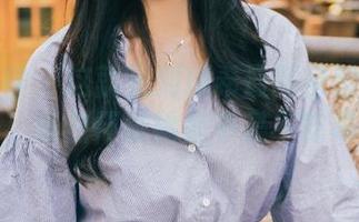 头条女神 – 这就是刘瑾希最新自拍！原图拿来，强烈怀疑她是不是不吃早饭！