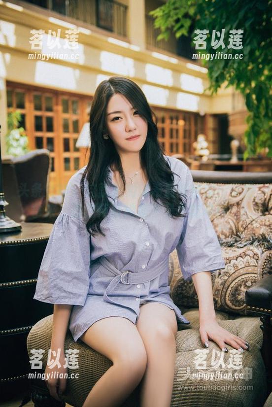 头条女神-刘瑾希 头条女神 - 这就是刘瑾希最新自拍!原图拿来,强烈怀疑她是不是不吃早饭!
