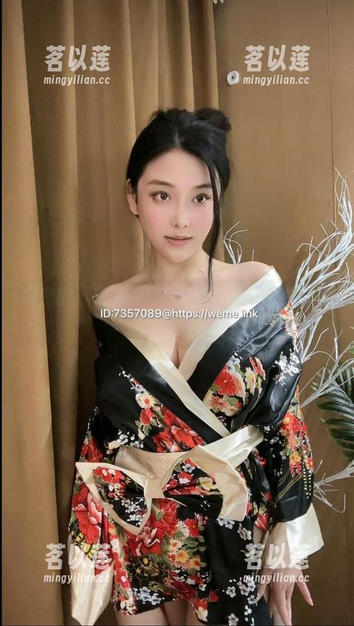 奶雯 微密圈 - 奶雯的秘密时刻,免费照片等你来解锁!