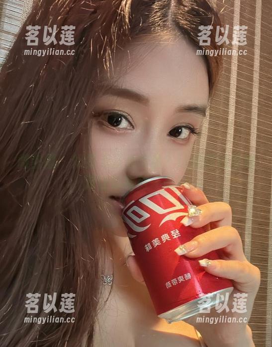 奶雯 微密圈 - 奶雯无圣光作品?这油亮程度绝对让你眼前一亮!
