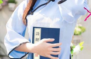 尤果网 – 最新写真特供！倪叶腾与蕾丝，一曲轻舞飞扬。