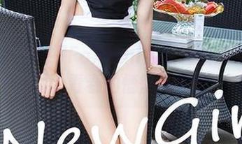 尤物馆 – 窥探FoxYini孟狐狸校园写真原图：青春的懵懂与微妙