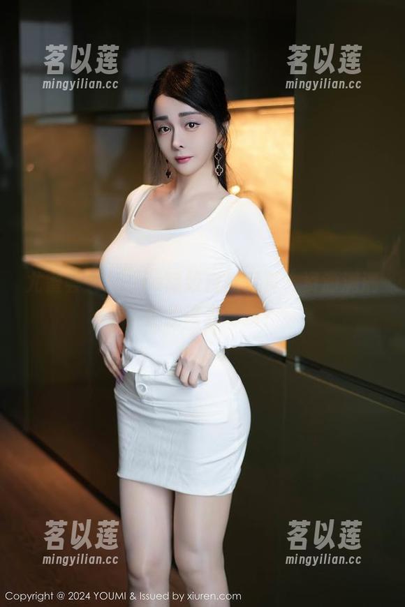 尤蜜荟 - laura阿姣白丝写真，资源满满，但我该去哪找？