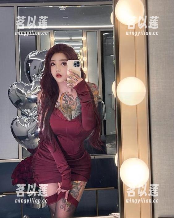 微密圈 - 在线享受希希Gina的第一部分，图片中的幽默感扑面而来，别错过！