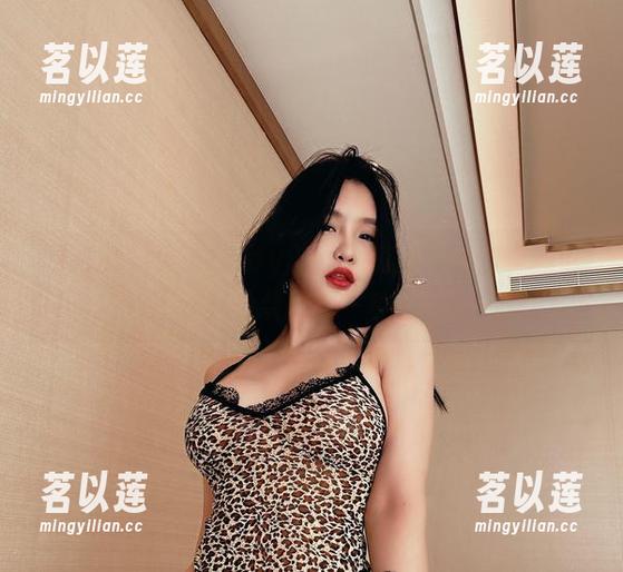 微密圈 - 张鑫baby的写真资源，纯情小妹也不过是伪装的另一种说法？