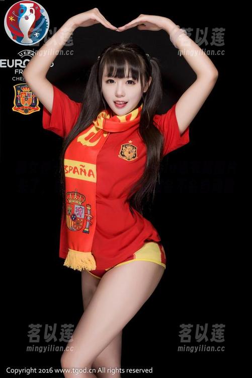 推女神 - 又一波子纯儿Annie连衣裙图片来了，真让人想问，这衣服会不会自动散发魅力？