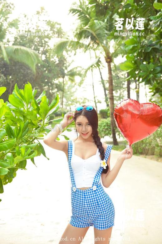 推女神 - 温心怡的裸足写真，免费下载，照片里藏着夏日的温柔和阳光！