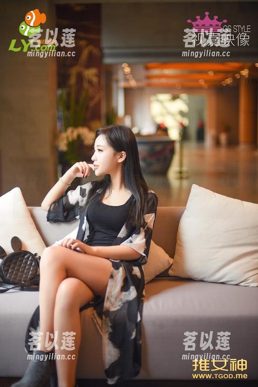 推女神 - 壁纸狂欢！颖莹儿YY眼镜，让你心中小鹿乱撞