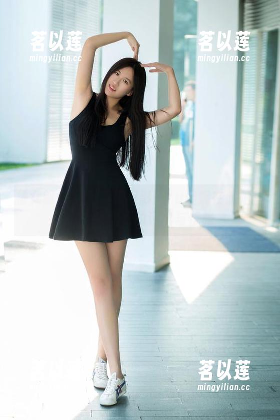 推女郎 - 图集浮光掠影：Yu佳妮在旅拍里不小心流露的迷离与优雅