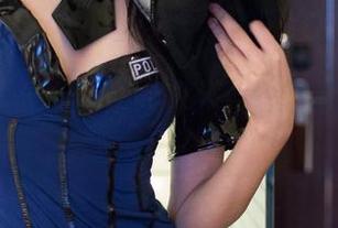 推女郎 – 林萌萌灰丝，哇，原图里的光影有一种让人想要靠近的魔力！