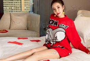 微密圈 – 比基尼陷阱：果儿Victoria的私拍图包，让我瞬间迷失在沙滩幻想中