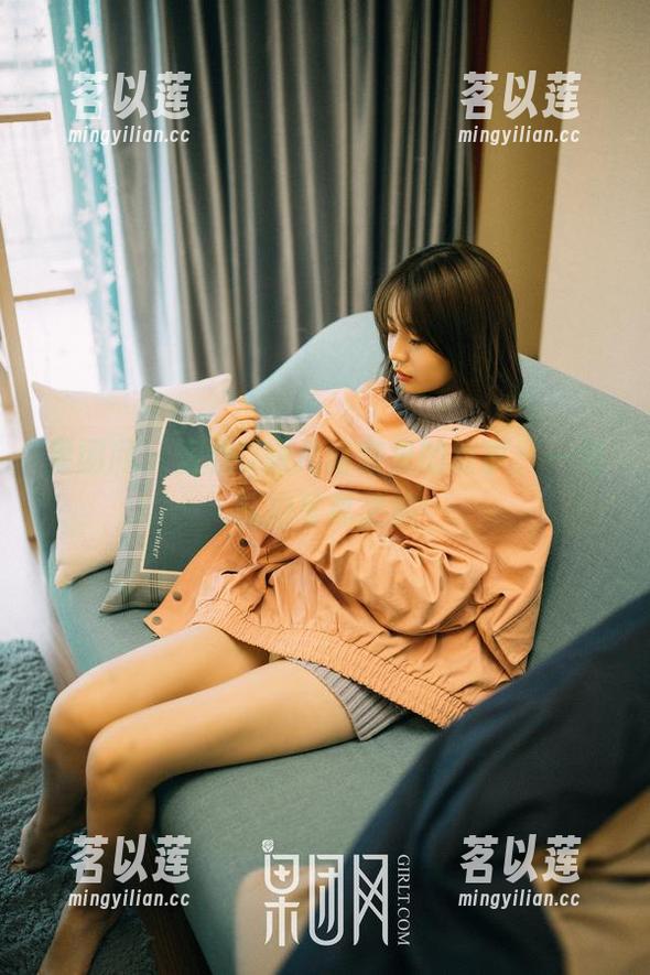果团网-蜜桃Q妹儿 果团网 - 蜜桃Q妹儿浴室里的故事:一场私拍写真之旅