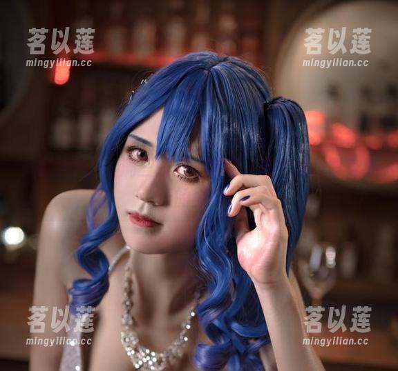 桜满三时 最新大片!桜满三时内衣套图,感觉像是置身春天的梦境。
