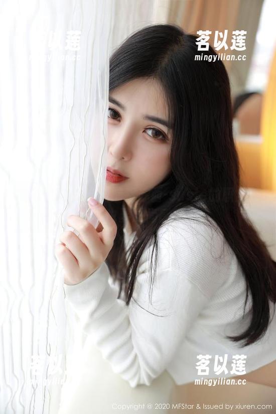 模范学院-苏西-susie 模范学院 - 在线捕捉苏西-susie的职业装:职场也要时尚感爆棚!