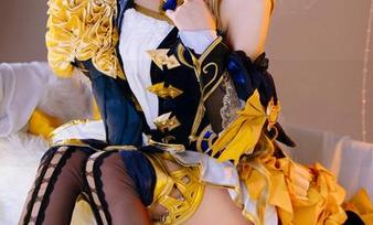 樱井小莜“我就是邻家太太”写真精选：感觉好像开门就能闻到饭香。