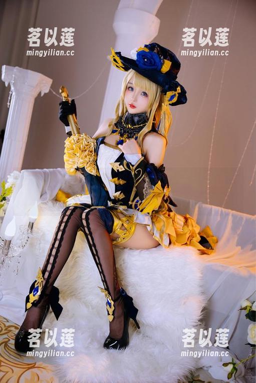 樱井小莜“我就是邻家太太”写真精选：感觉好像开门就能闻到饭香。