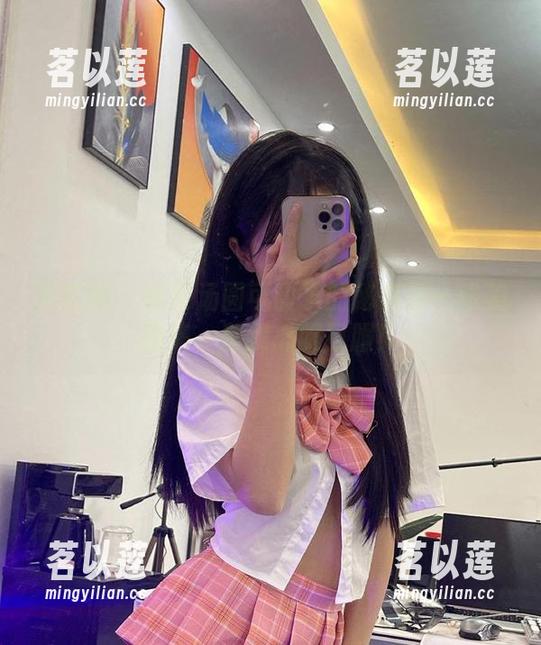 微密圈 - 如果汤圆可甜了的秘书是一部美图集，那我心服口服！